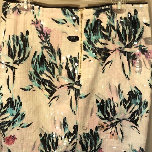 Floral sequin skirt - perfect for spring! - Picture 3 of 3